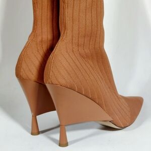 GIA x RHW Rosie 35 tan stiletto pointed-toe sock boots, EU40, EUC